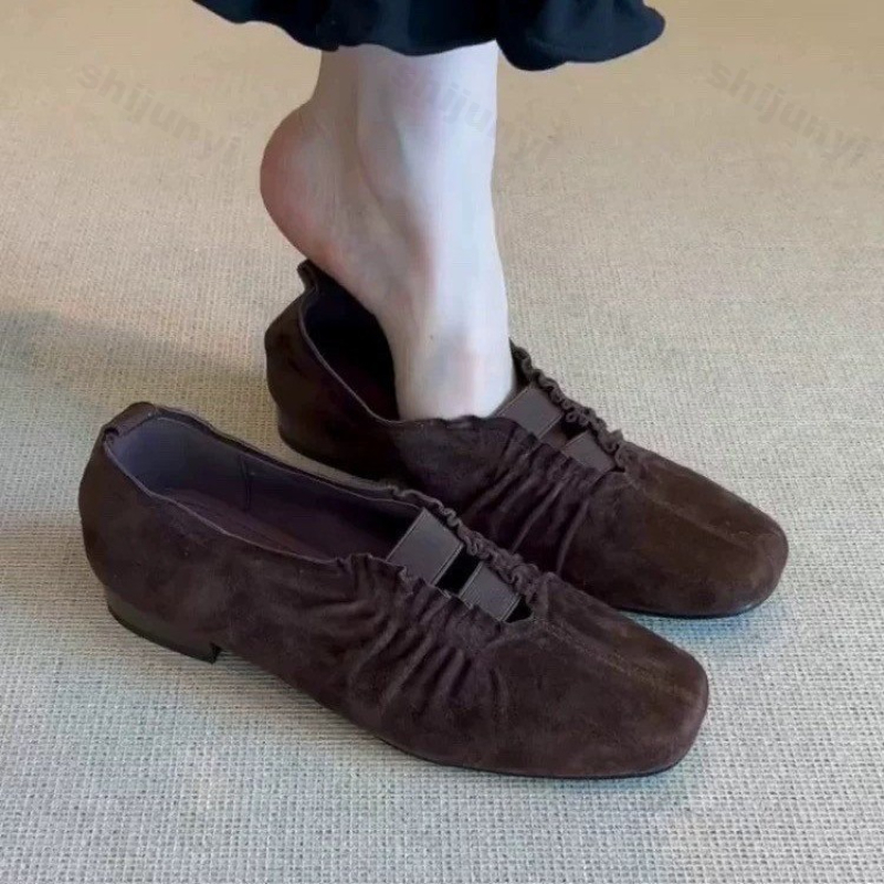 Vintage Outdoor Fashion - Sepatu Mary Jane Wanita Ujung Persegi