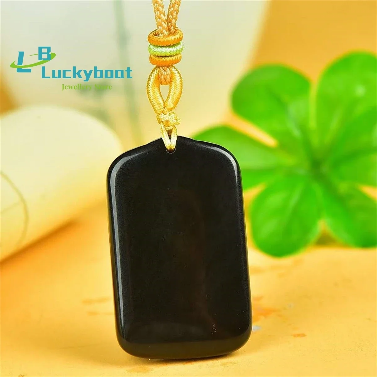 Vintage Fashion Ornaments - Liontin Merek Wushi Hitam Giok Sutra