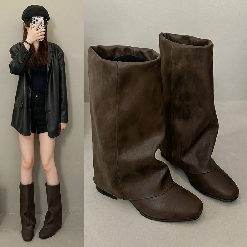 Vintage Fashion In 2026 - Sepatu Bot Fashion Vintage Model Square
