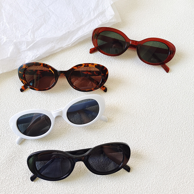 Kacamata Hitam Oval Kecil Vint - Vintage Outdoor Fashion ulasan dan harga
