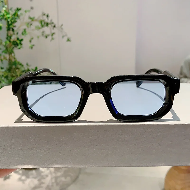 Kacamata Hitam Bingkai Persegi - Vintage Outdoor Fashion ulasan dan harga