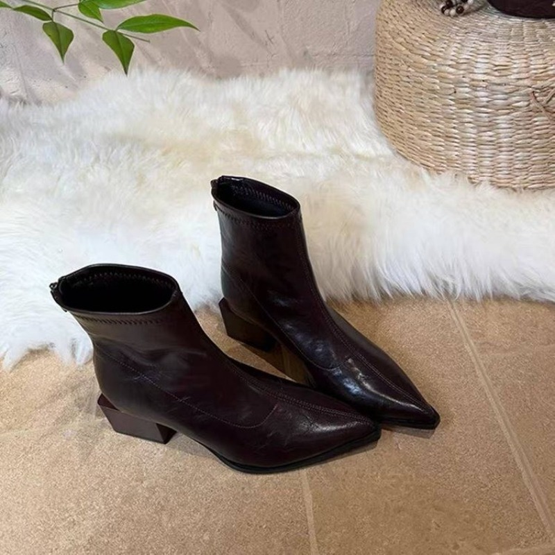 Sepatu Bot Wanita Model Vintag - Vintage Fashion In 2026 ulasan dan harga