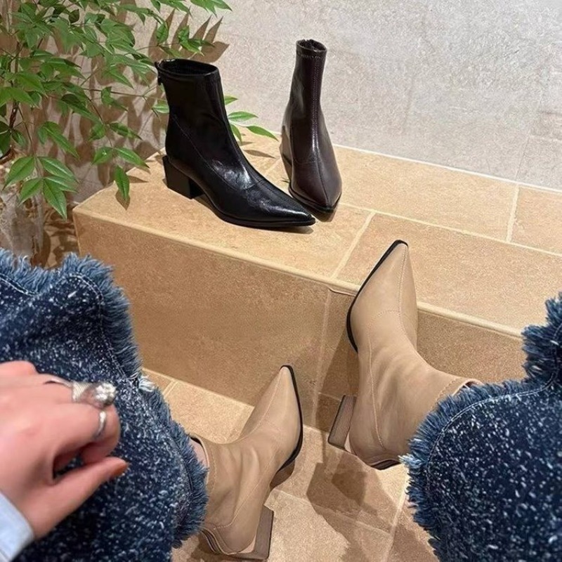 Sepatu Bot Wanita Model Vintag - Vintage Fashion In 2026 ulasan dan harga