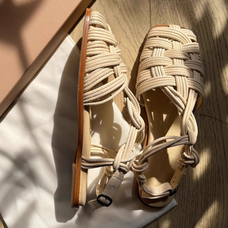 Sandal Romawi Vintage Anyaman  - Vintage Fashion In 2026 ulasan dan harga
